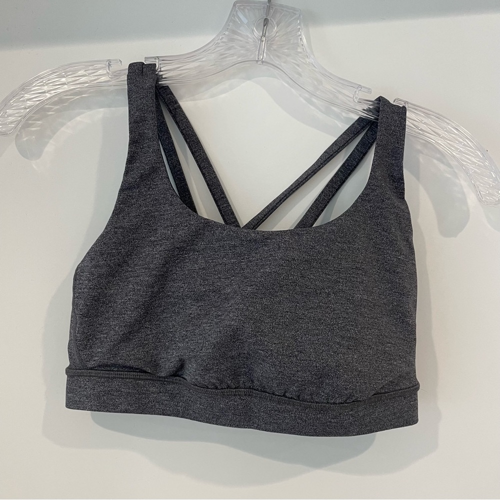 Lululemon sports bra, size 6